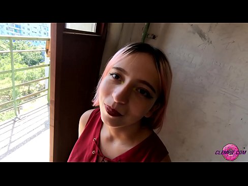 ❤️ Une étudiante sensuelle suce un étranger dans l'Outback - sperme sur son visage ❌  Sexe at porn fr.cassino-vulkan646.ru ️❤